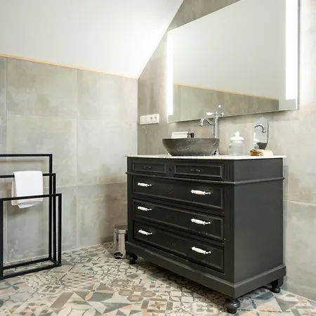 Semesterbostad A L'orange Sanguine Binche